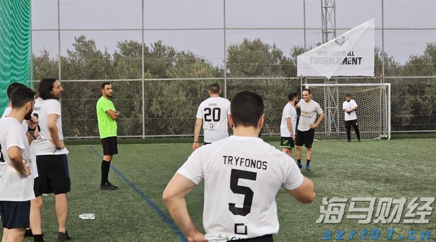 A股公告精选 | 长城军工(601606.SH)经历10天7板，风险提示