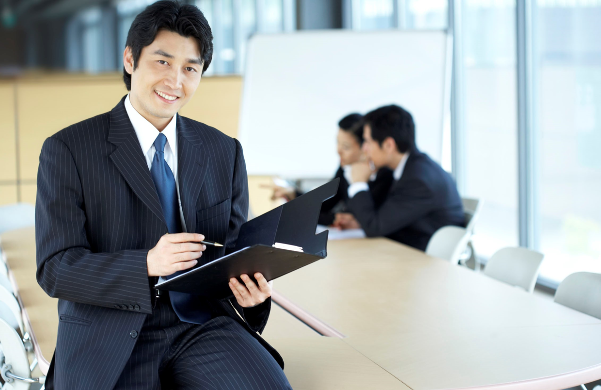 财报前瞻 | 辉瑞(PFE.US)Q2盈利韧性遇IRA压力，估值折价藏增长隐忧